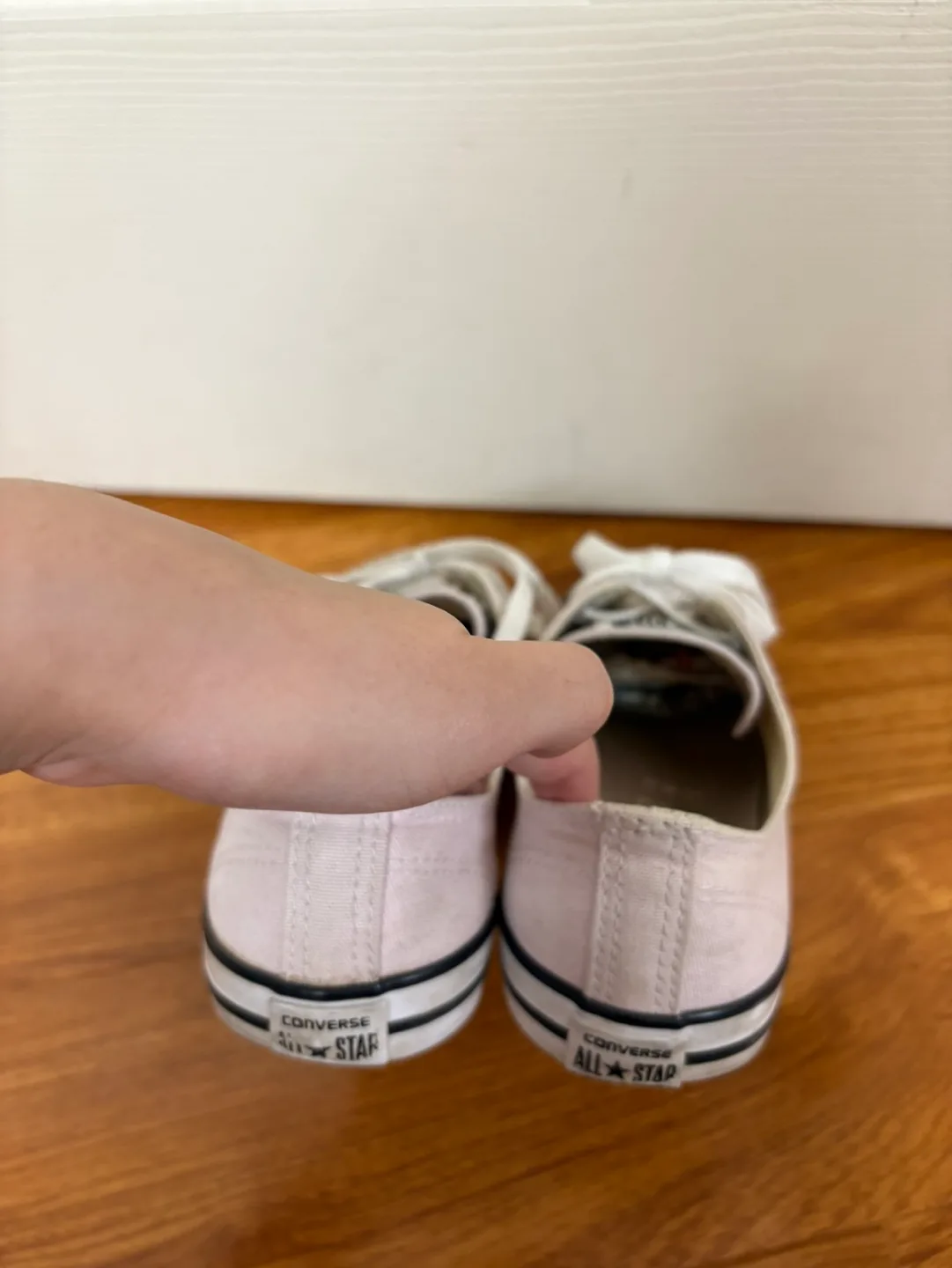 Women's Converse Chuck Taylor All Star Low Top Sneakers image indicator(4)