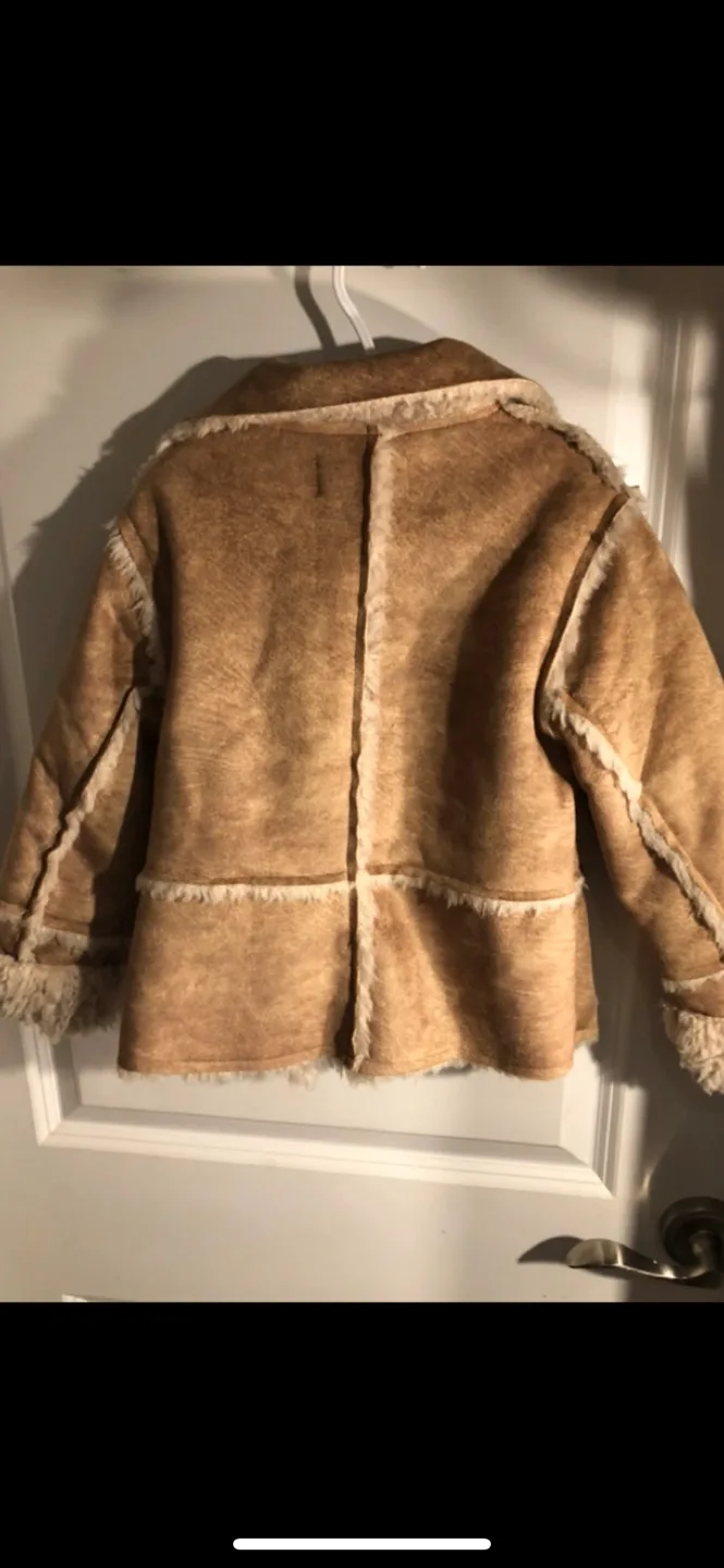 Girls jacket size 4 image indicator(2)