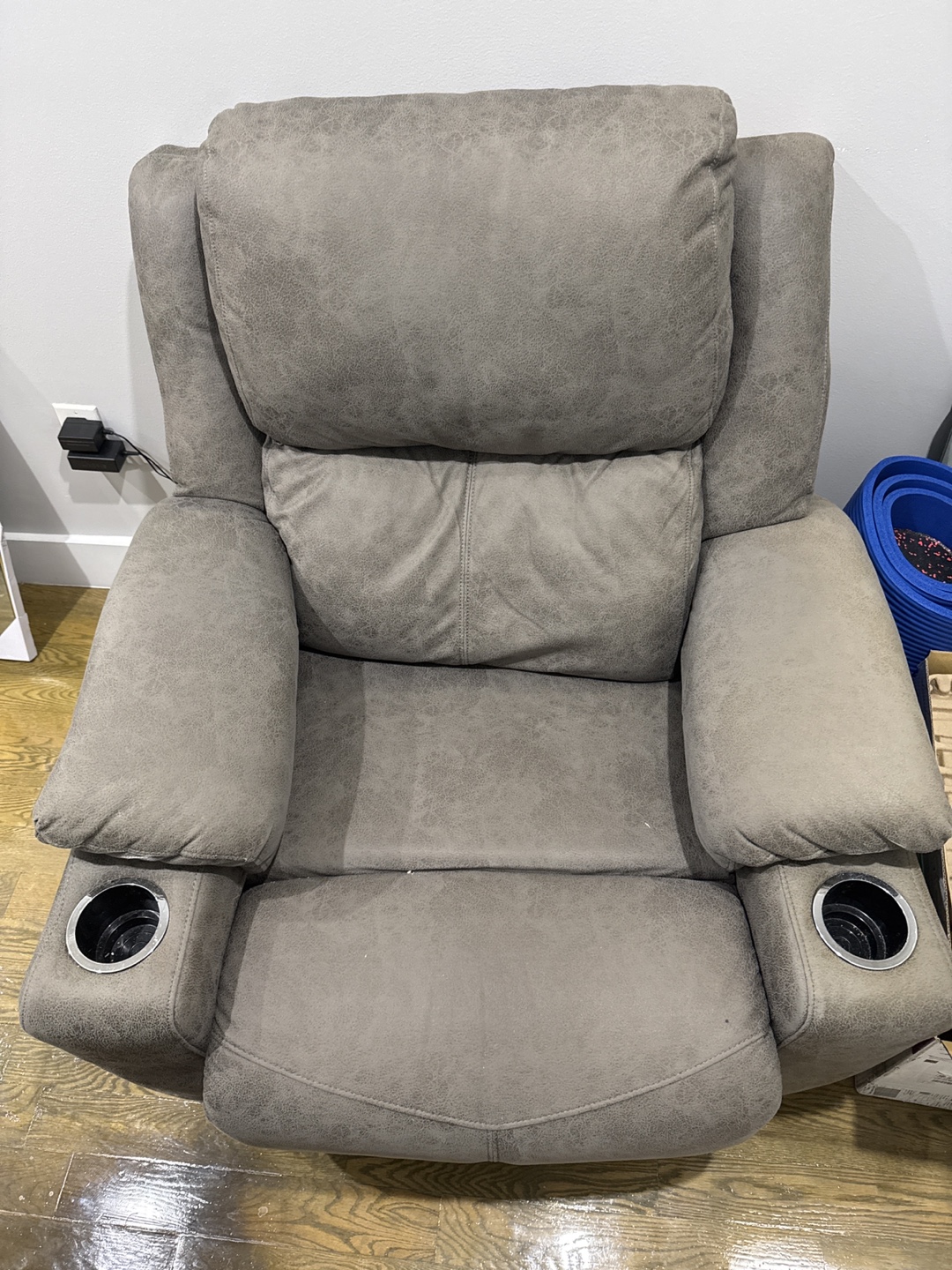 Microfiber Recliner with Cup Holders - photo 2