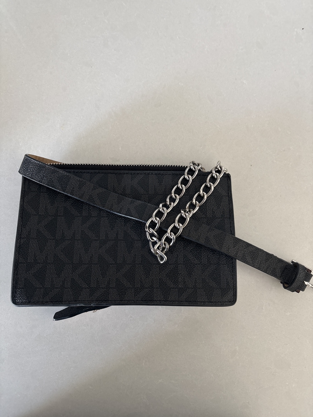 Michael Kors Black Belt Bag - photo 2