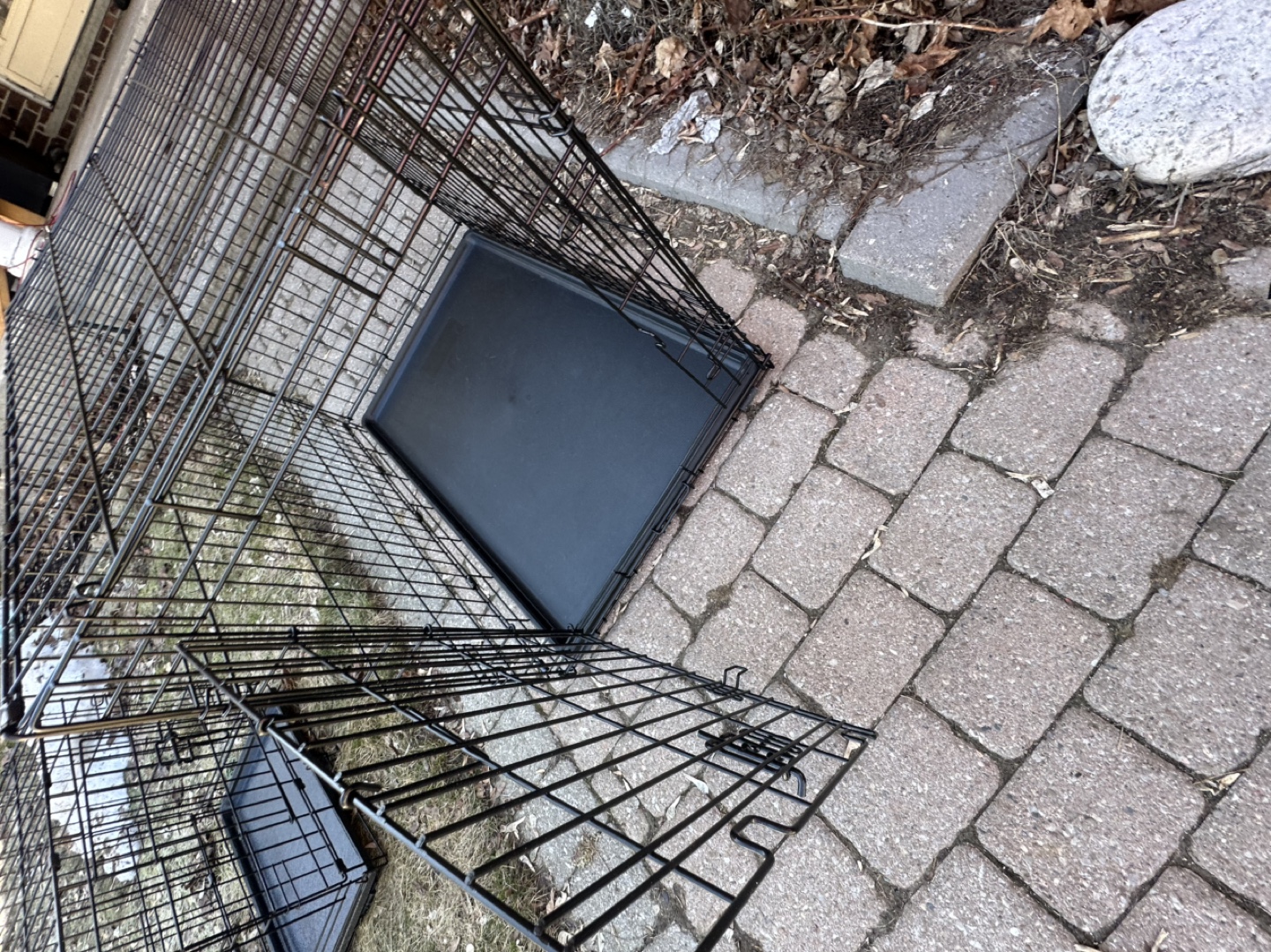 Large Black Metal Dog Crate - photo 3
