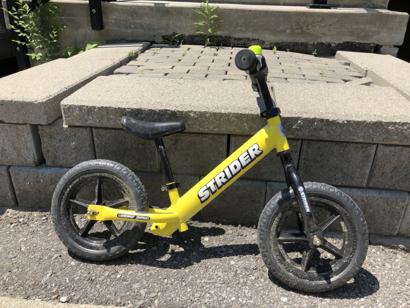 Strider 12 Sport Balance Bike - Yellow