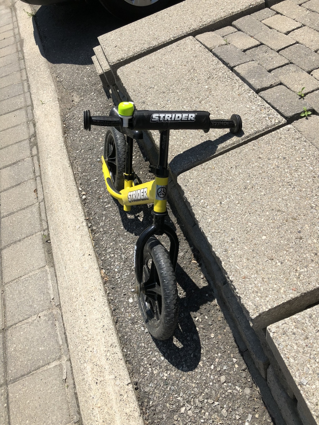 Strider 12 Sport Balance Bike - Yellow - photo 2