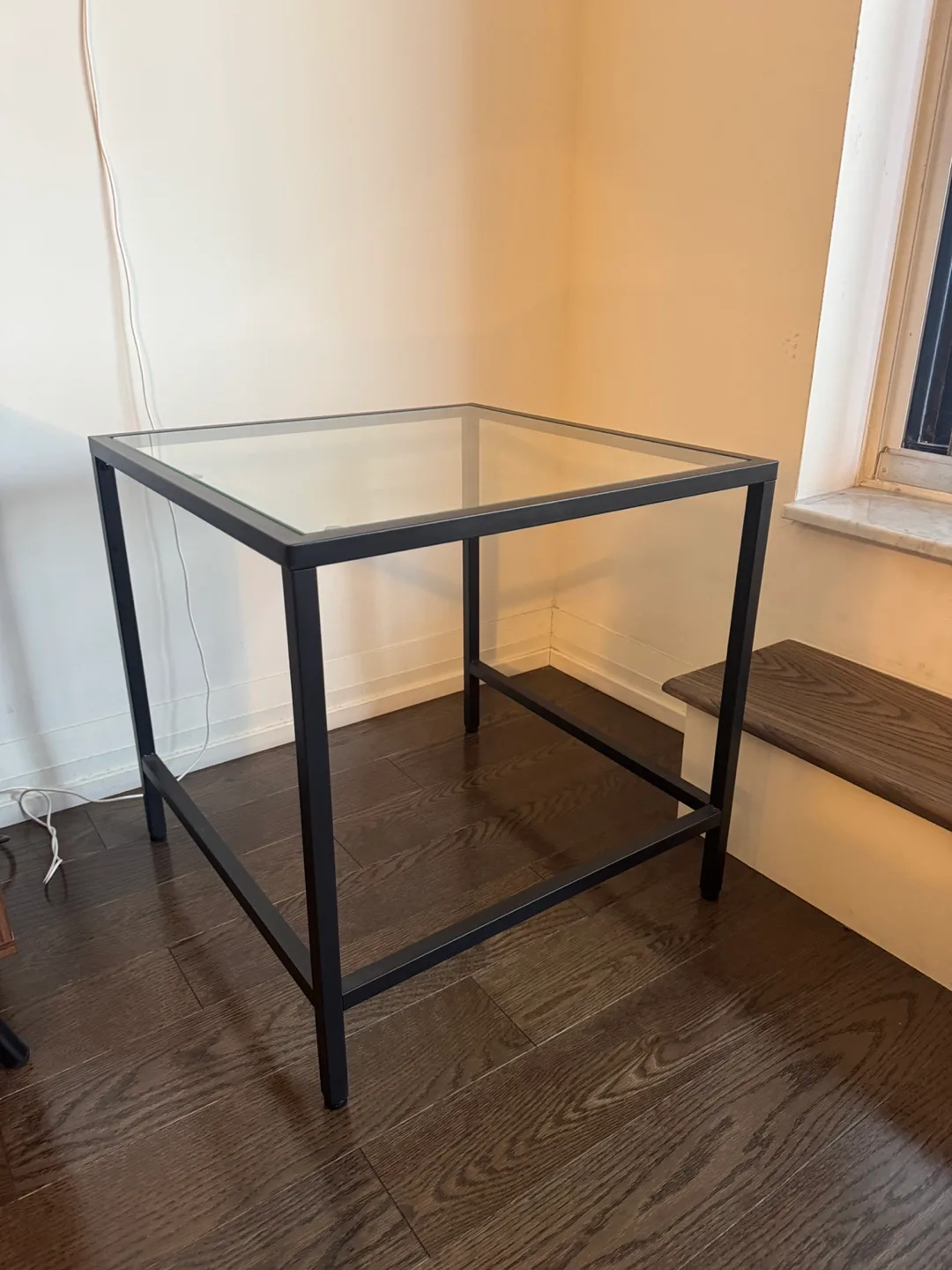 IKEA Table - Black/Glass image indicator(4)