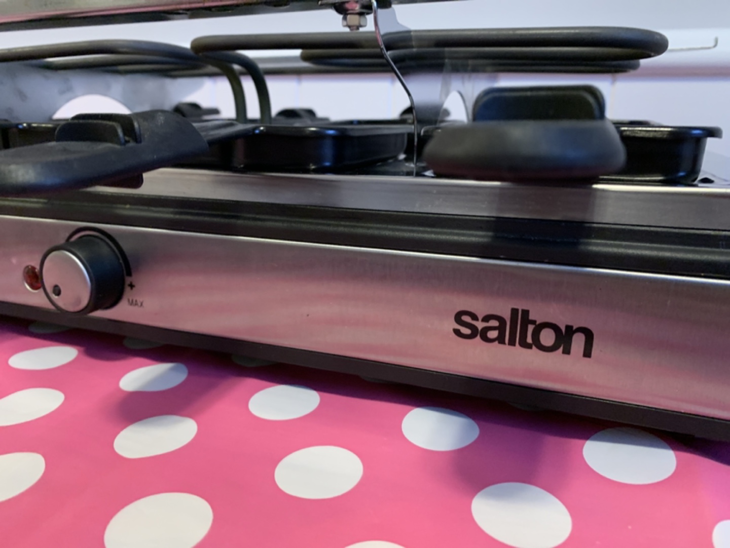 Salton 8-Person Raclette Grill - photo 4