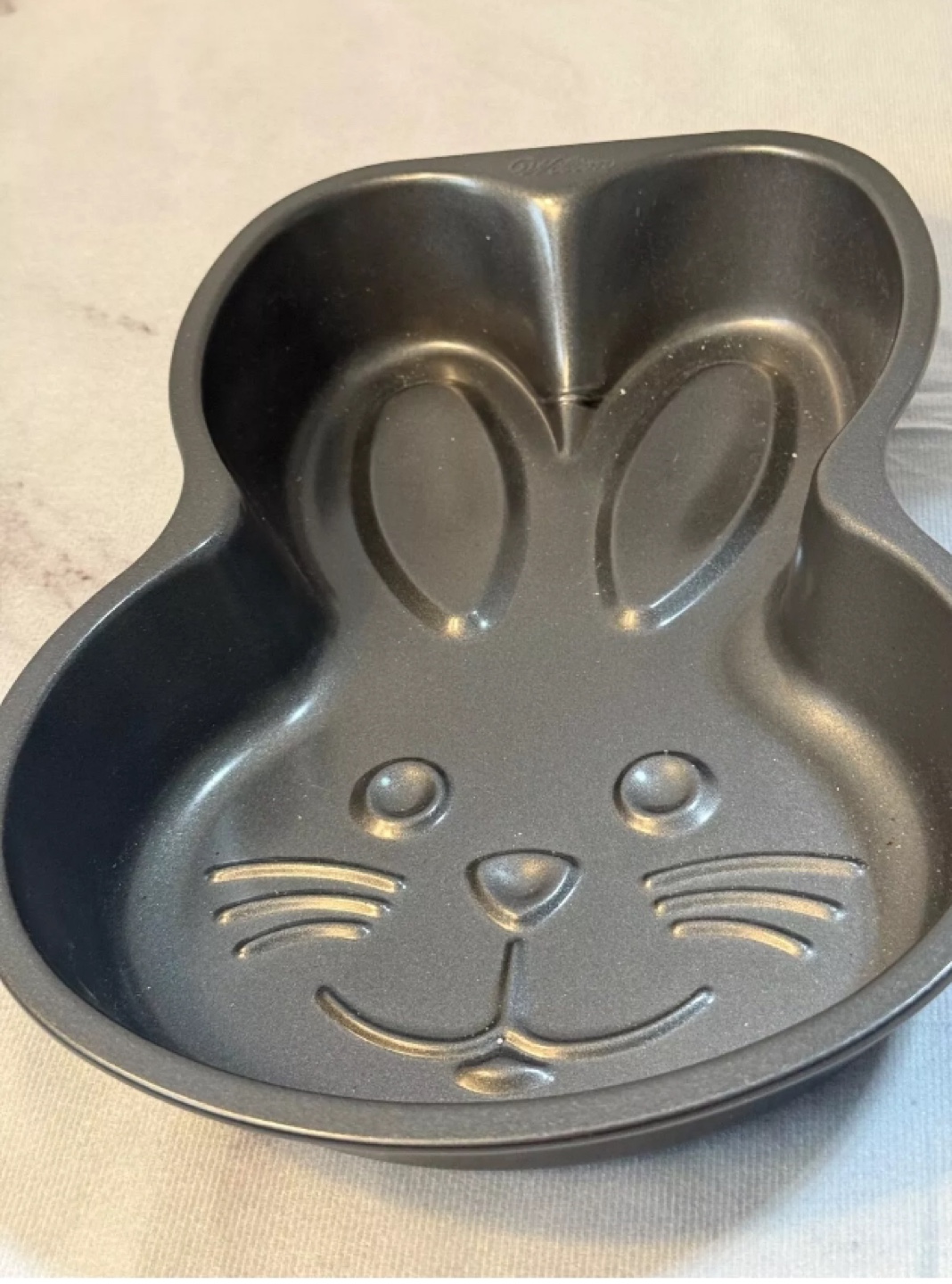 Wilton Rabbit Shaped Baking Pan - photo 2