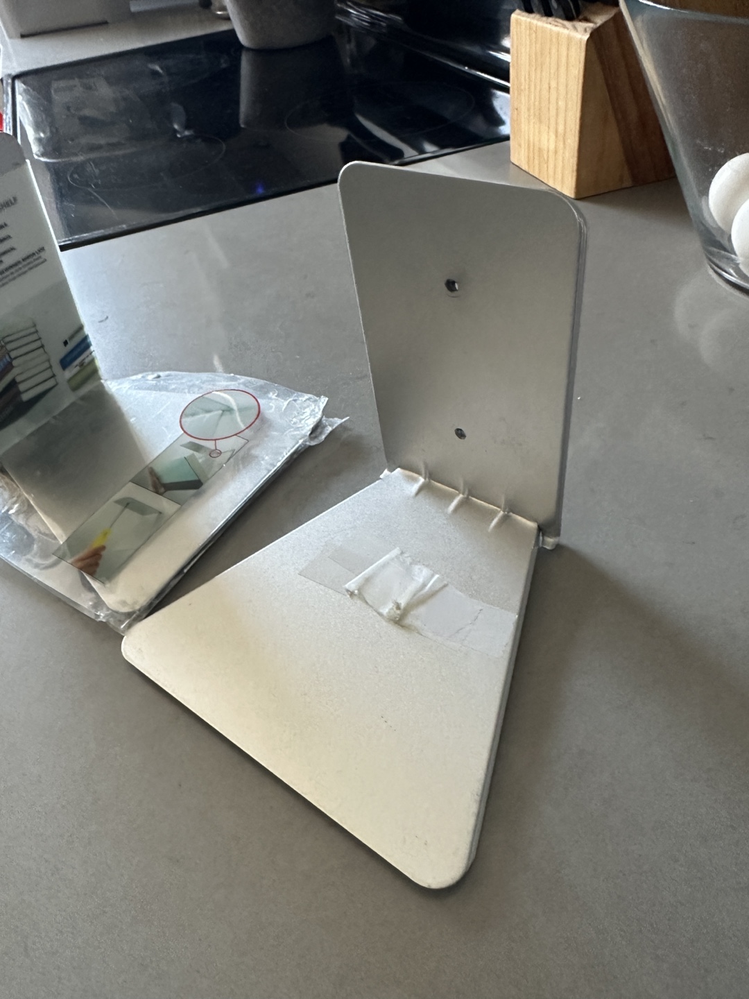 Umbra floating book shelf