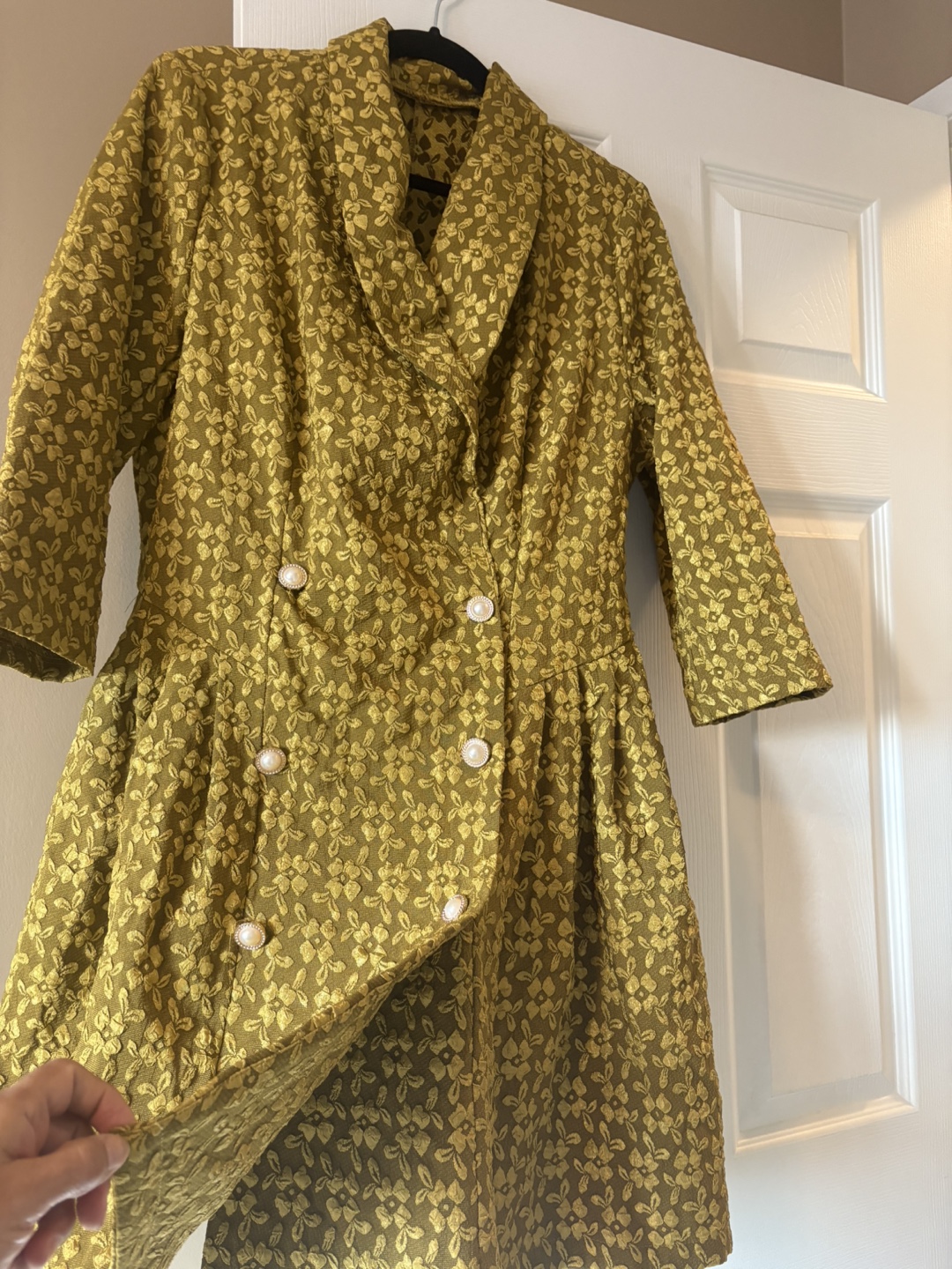 Vintage Olive Green Floral Double-Breasted Dress - photo 2