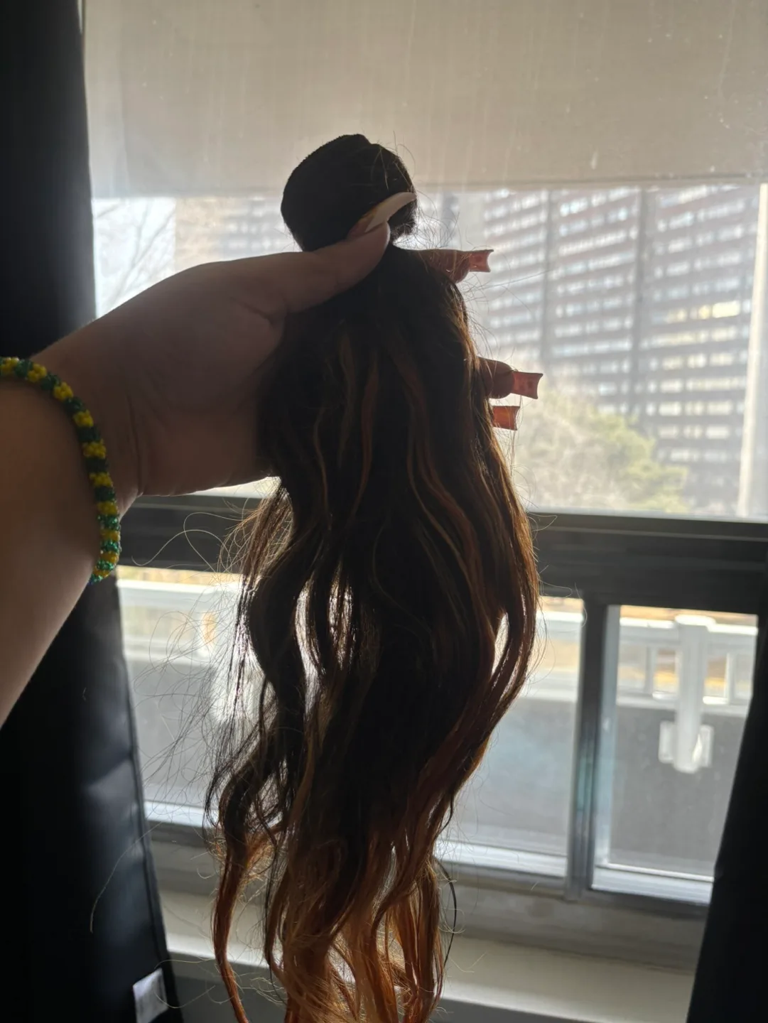 Wavy brown and blonde 3 bundles hair weft thumbnail