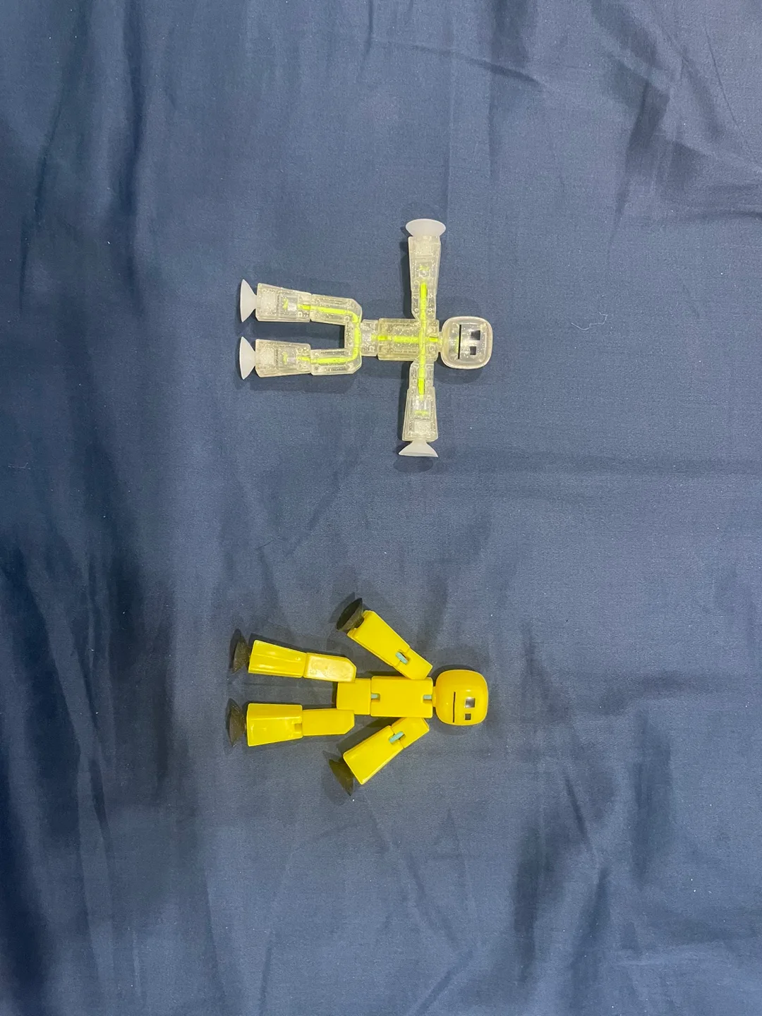 2x Articulated Poseable Figure Toys thumbnail