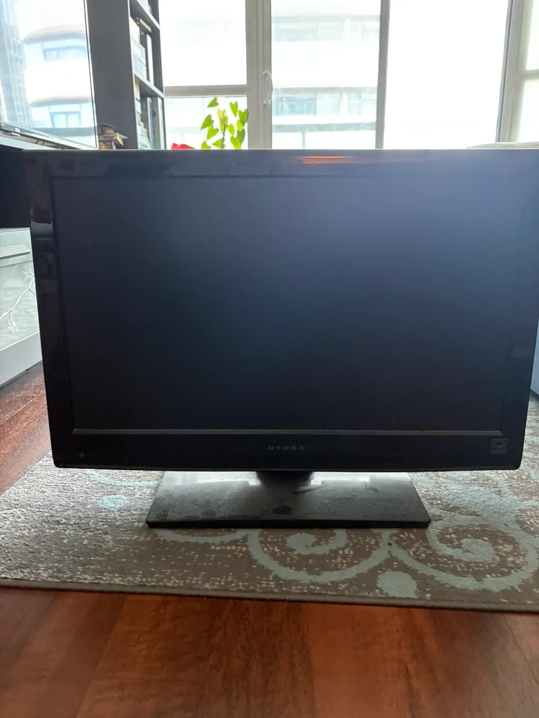 22 inch Dynex TV thumbnail