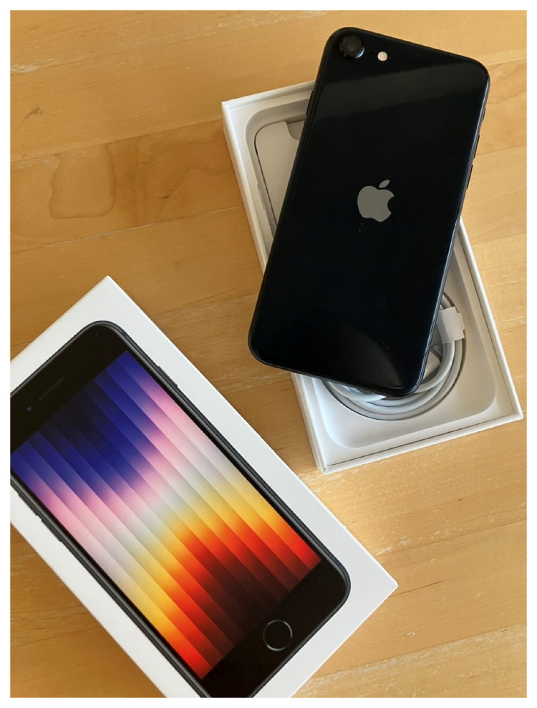 iPhone SE 3rd gen (2022) - photo 2