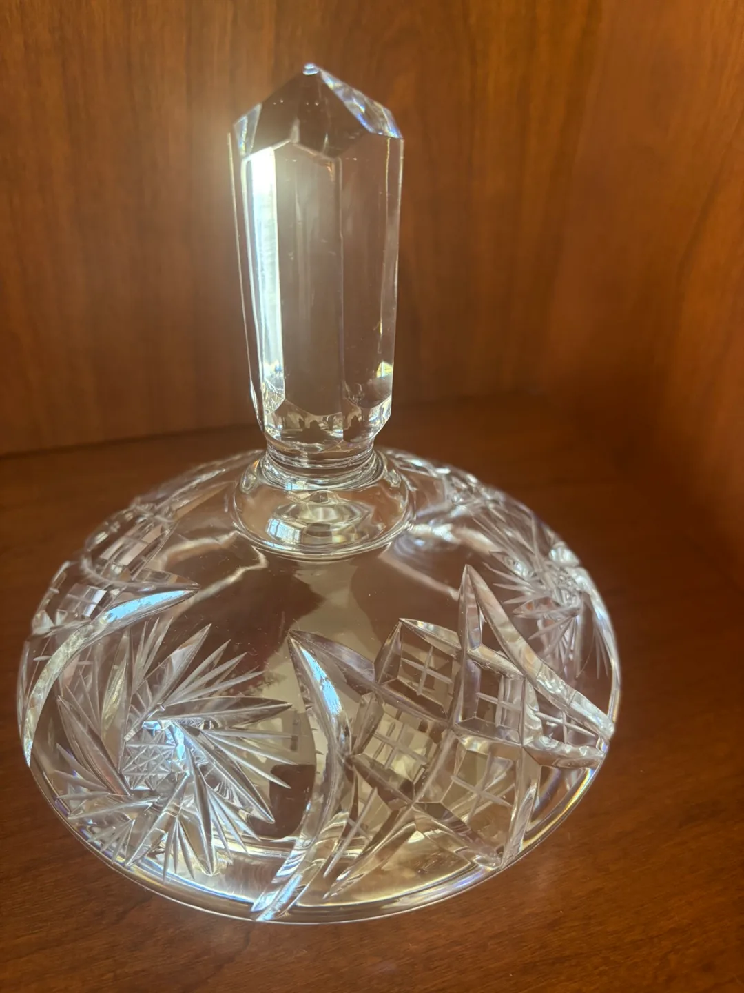 1970’s Elegant Pinwheel Footed Crystal Bowl With Spire Lid image indicator(4)