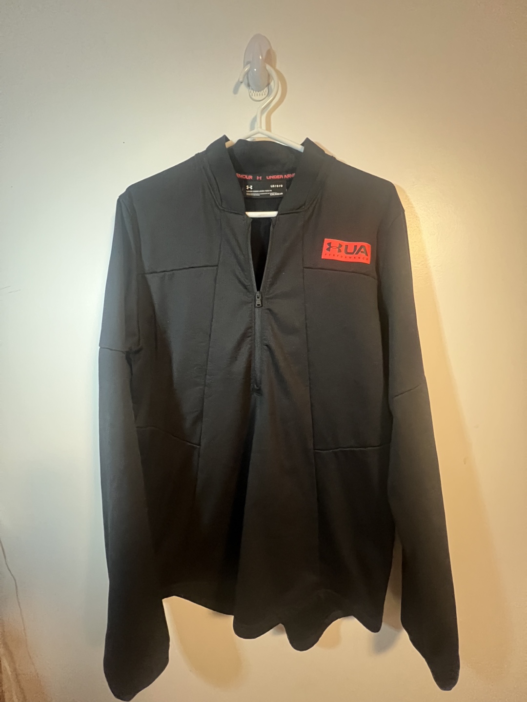 Under Armour Men's Black 1/4  Size Large