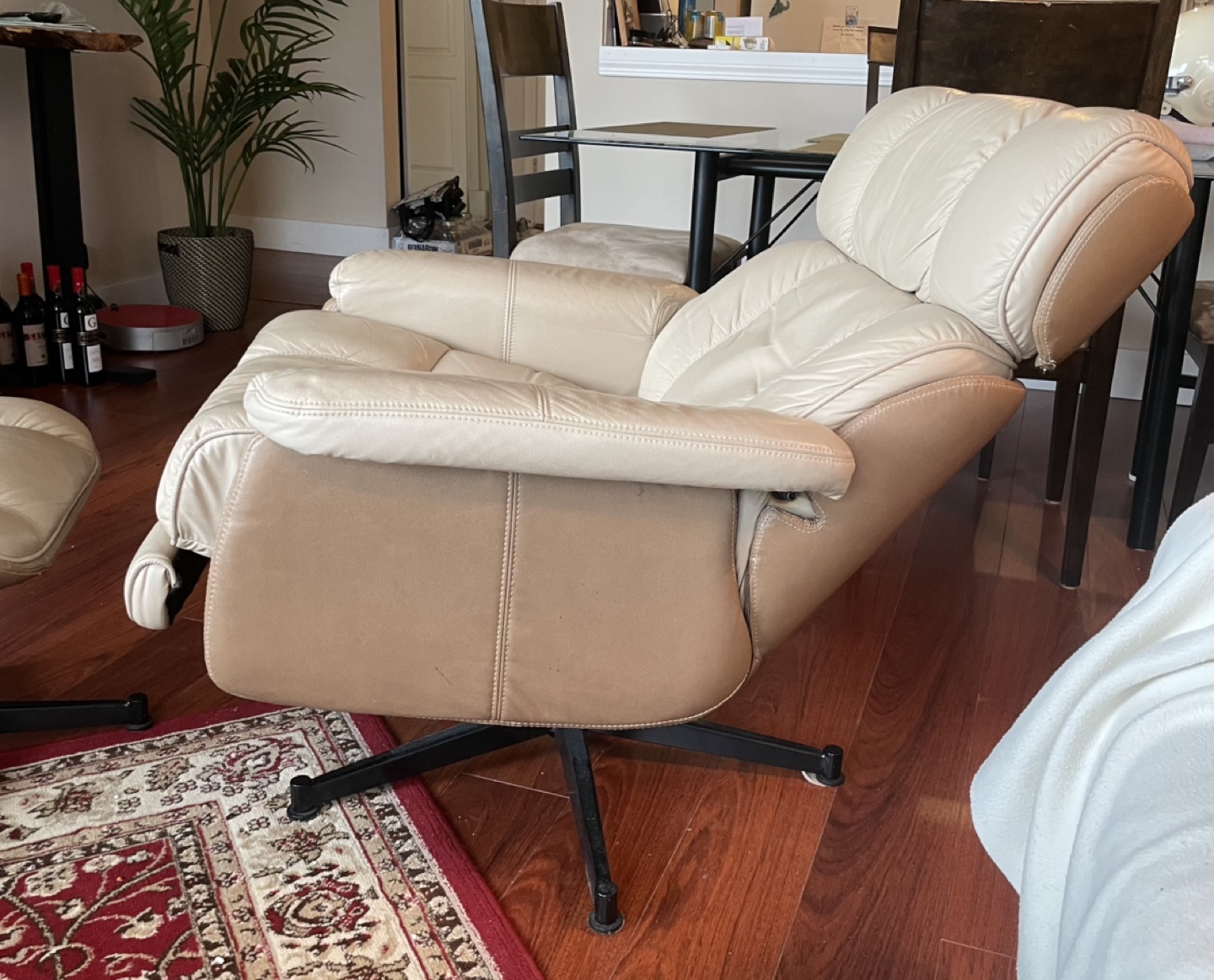 Recliner Chair and Ottoman - photo 2