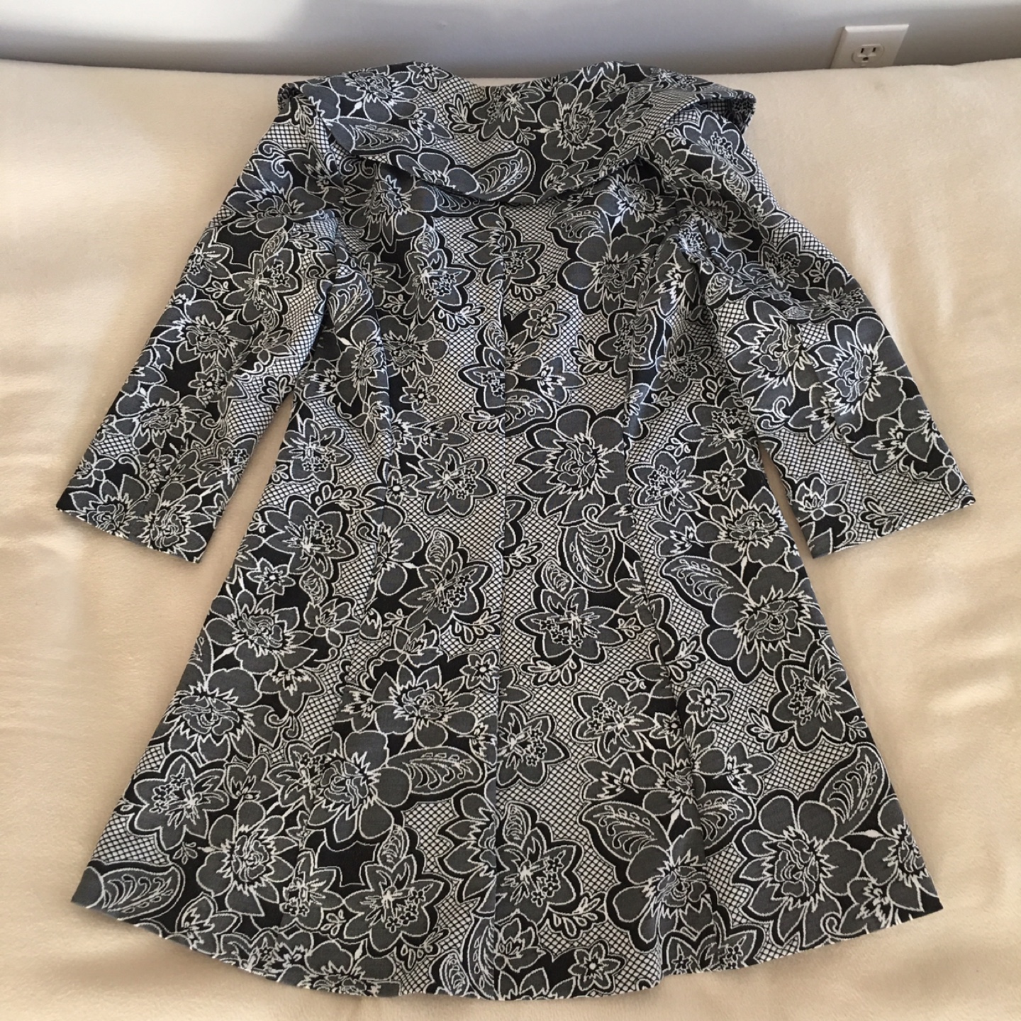 Nygard  Black and White Floral Jacket size 10 - photo 5