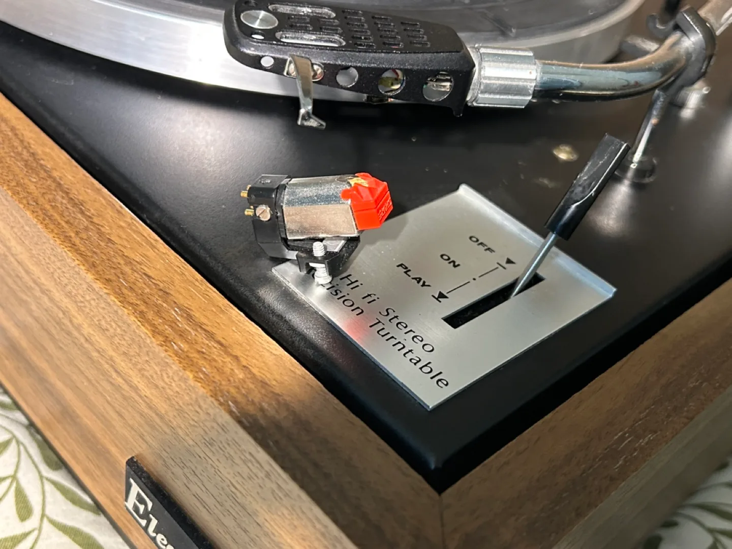 Electra BD-2000 Belt Drive Turntable, Shure M92e Cartridge image indicator(8)