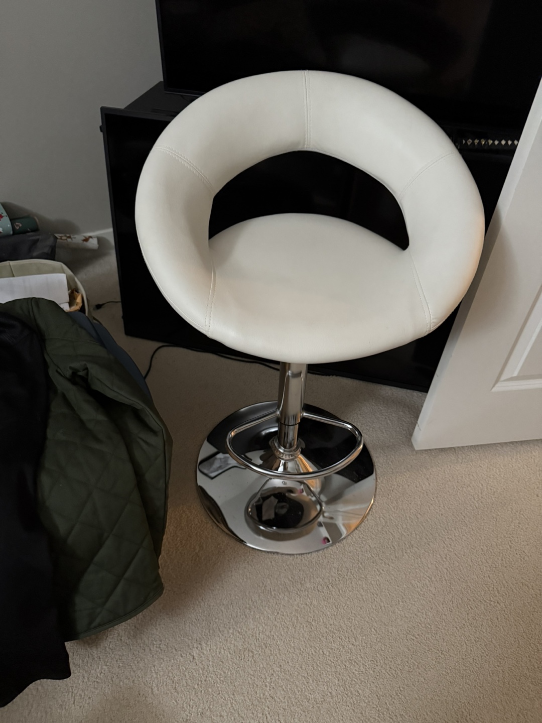 White Leather Swivel Bar Stool (set of 2)
