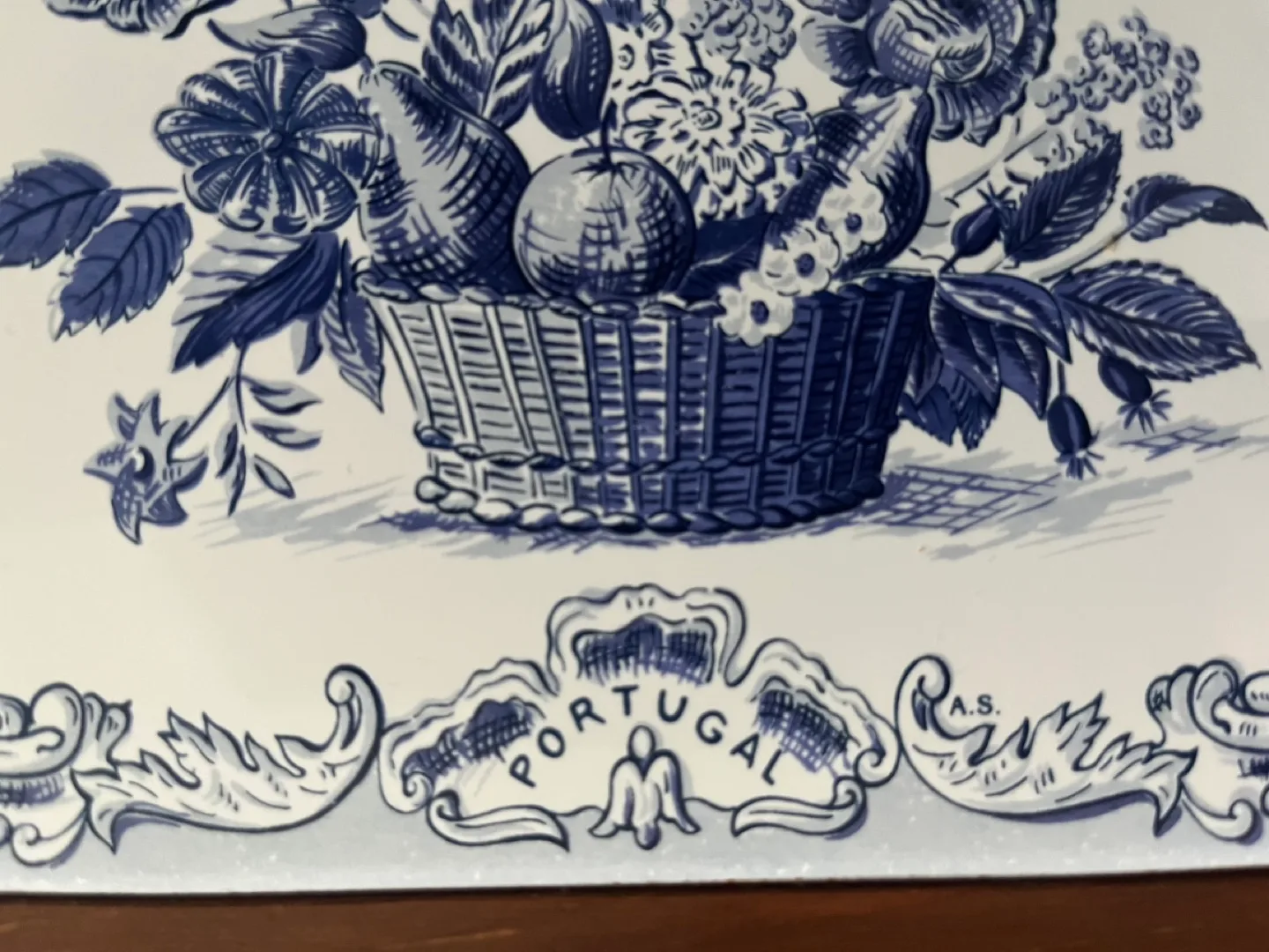 Vintage Portuguese Tile Trivet with Wooden Frame image indicator(3)