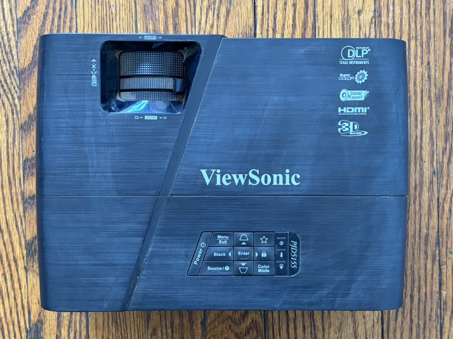 ViewSonic PJ555 LightStream DLP Projector - photo 2