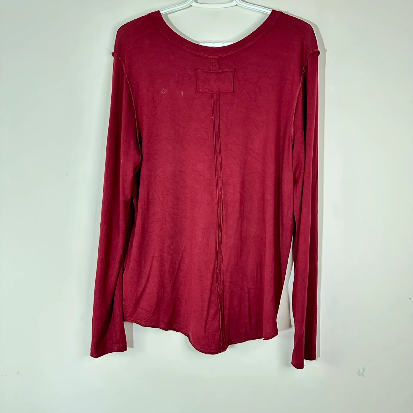 We The Free burgundy V-neck long sleeve shirt Large image indicator(2)