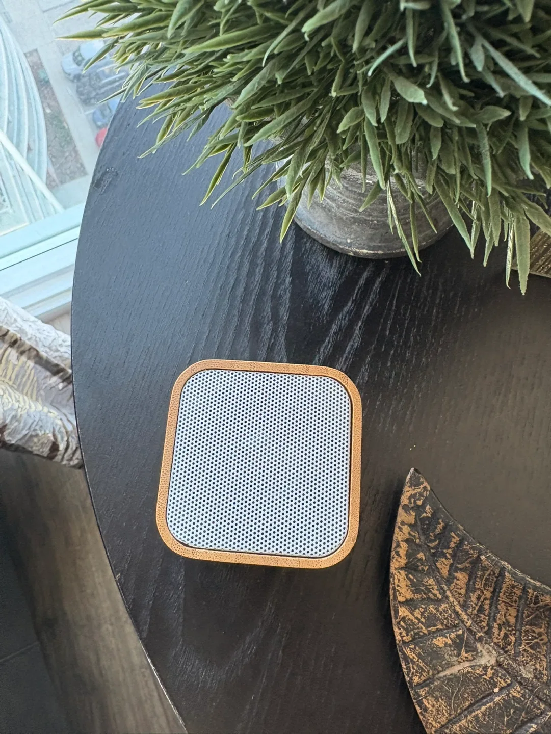 Portable Bamboo Bluetooth Speaker image indicator(2)