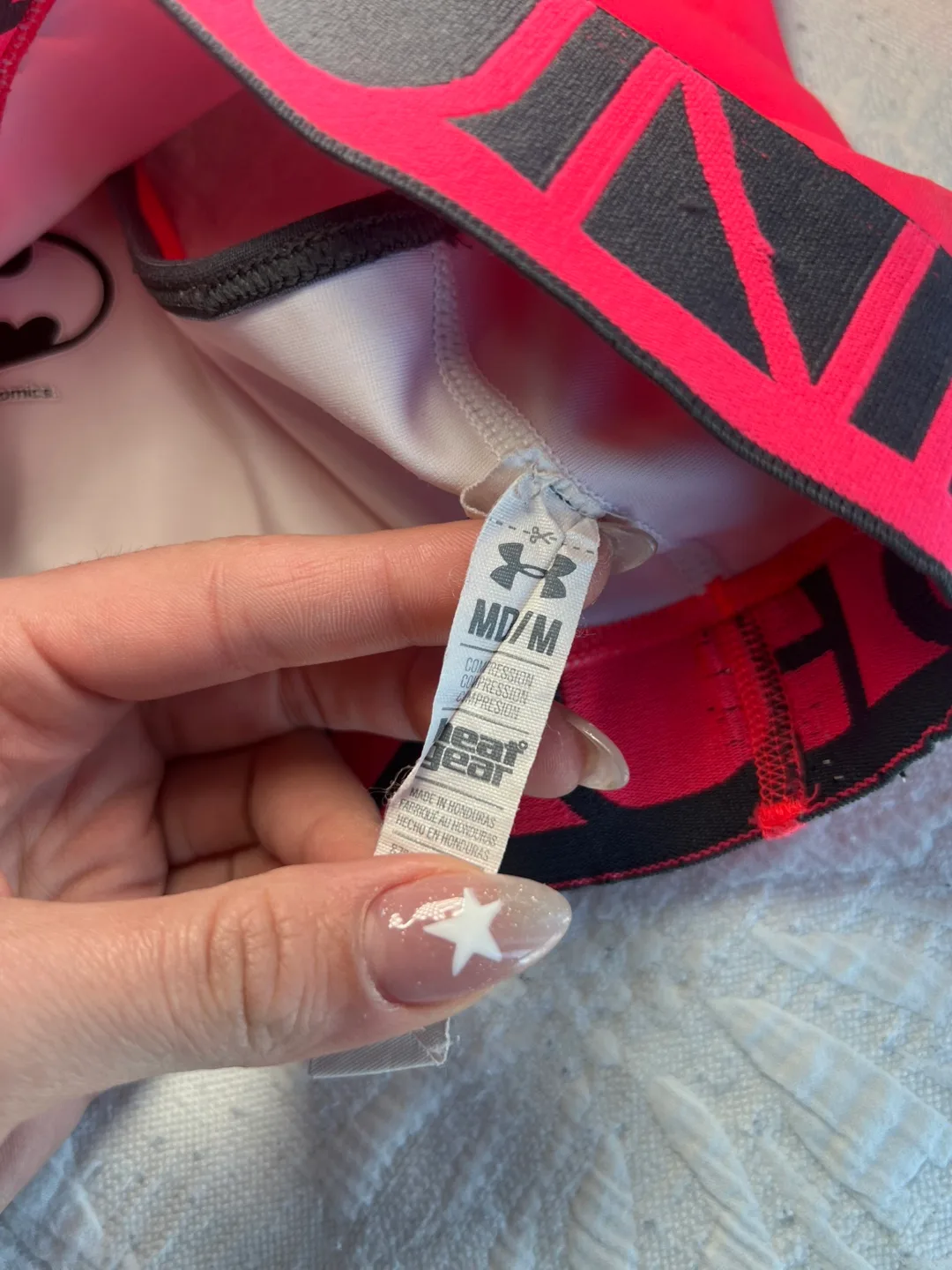 Under Armour Batman Sports Bra - Medium image indicator(4)