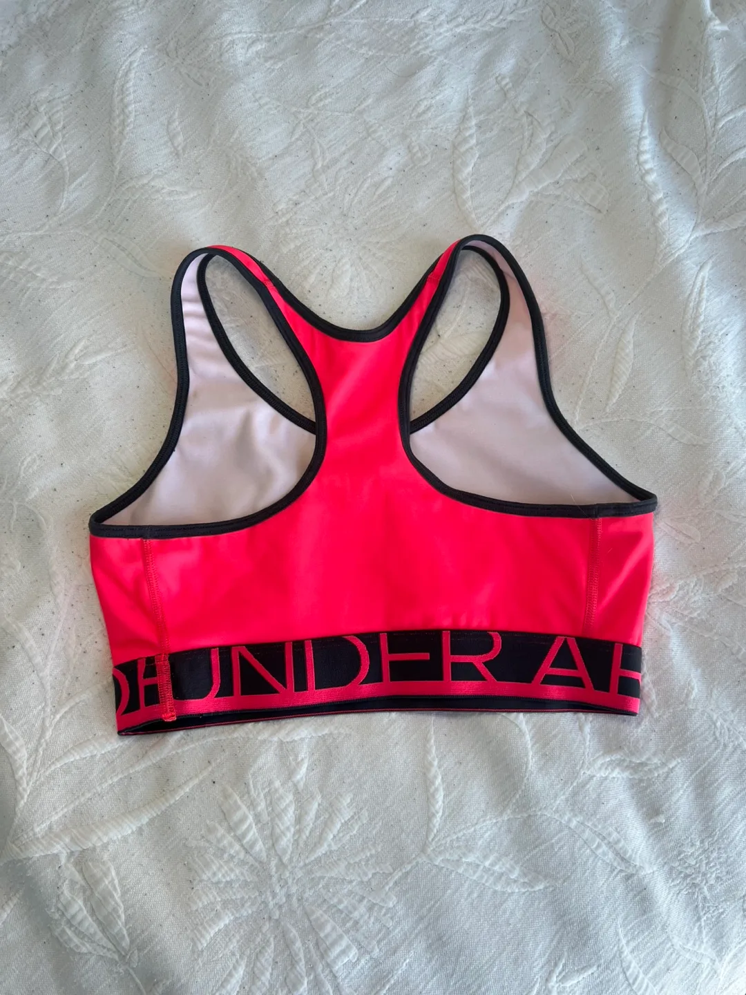 Under Armour Batman Sports Bra - Medium image indicator(2)