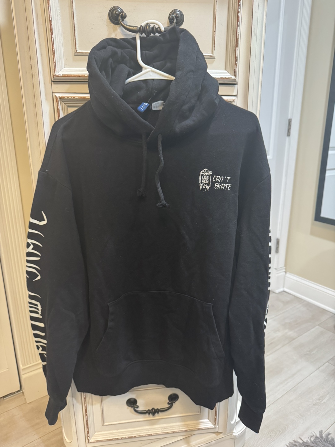 Black H&M Can't Skate Hoodie