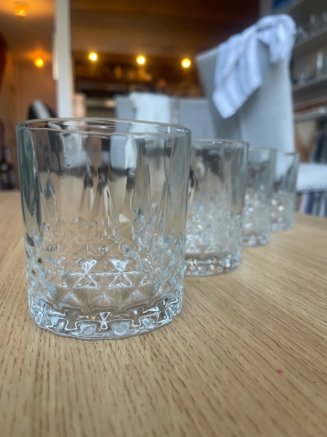 Set of 4 Crystal Whiskey Glasses thumbnail