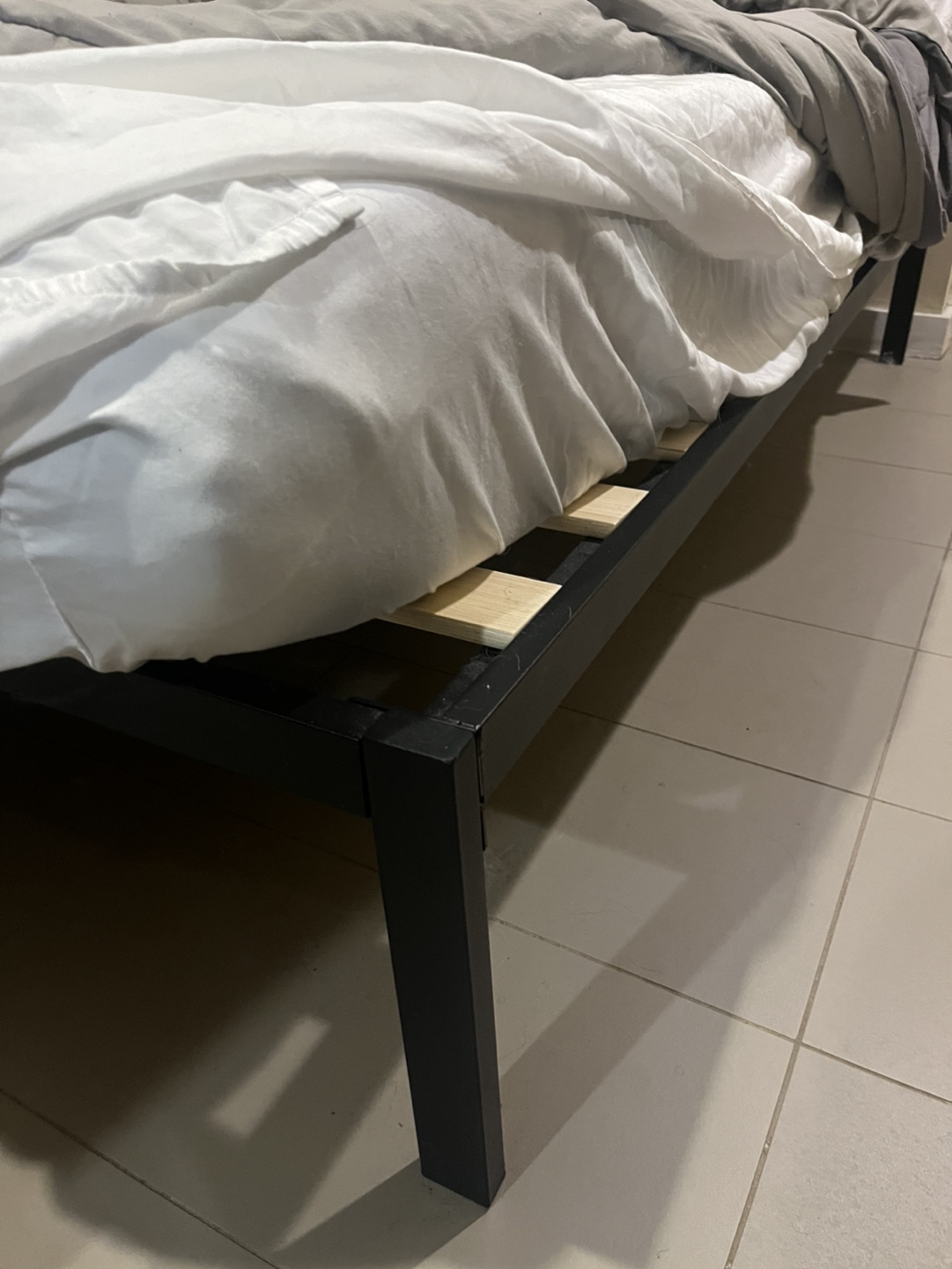 Queen bedframe and mattress - photo 2