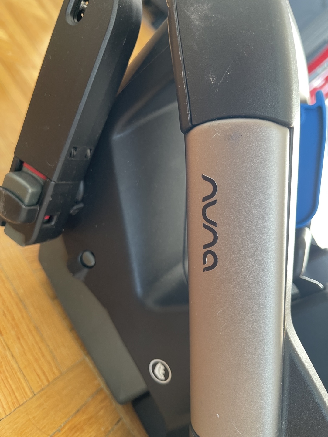 Nuna Pipa Infant Car Seat Base - photo 3