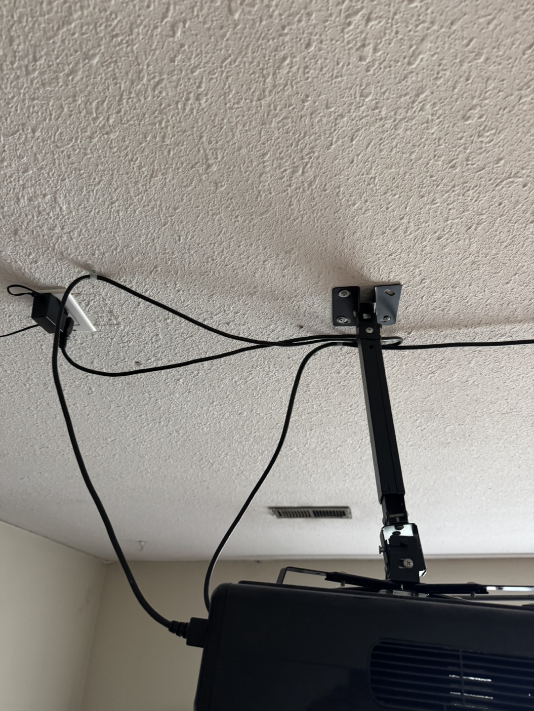 Quantum Projector with Ceiling Mount - photo 4