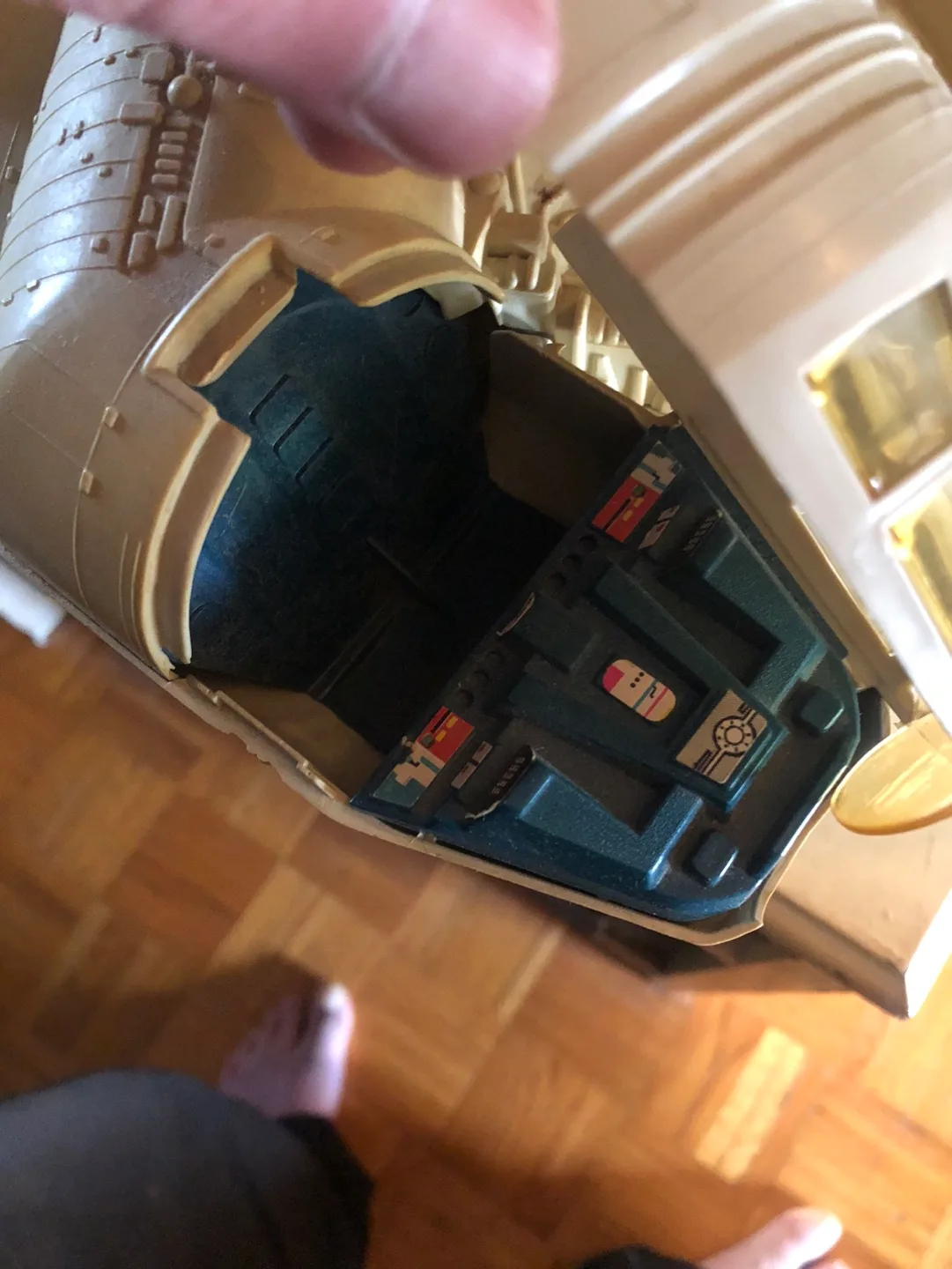 Star Wars Vintage 1983 RotJ Millennium Falcon image indicator(3)