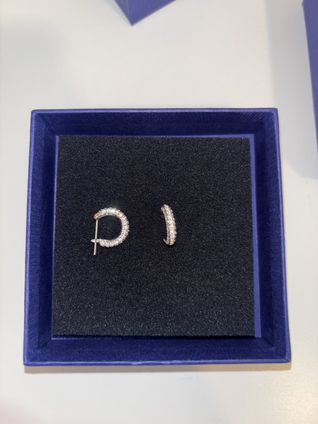 Swarovski Sparkling Hoop Earrings - photo 2