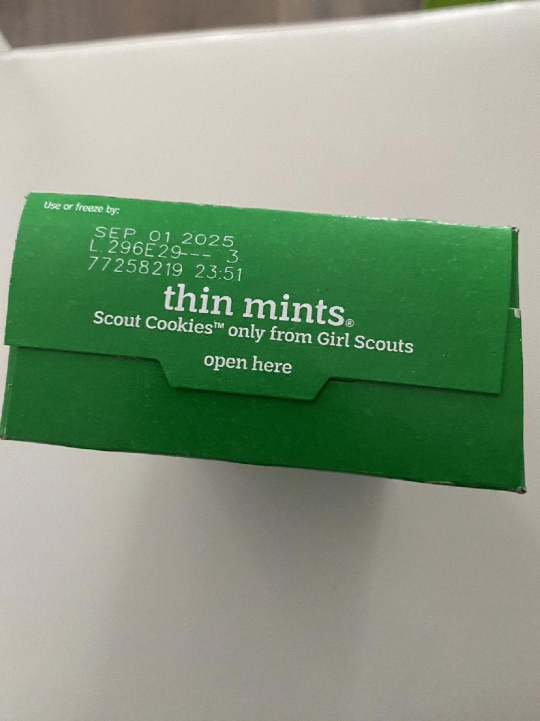 Sealed Girl Scout Thin Mints Cookies - Box of 9oz #freecycle - photo 3