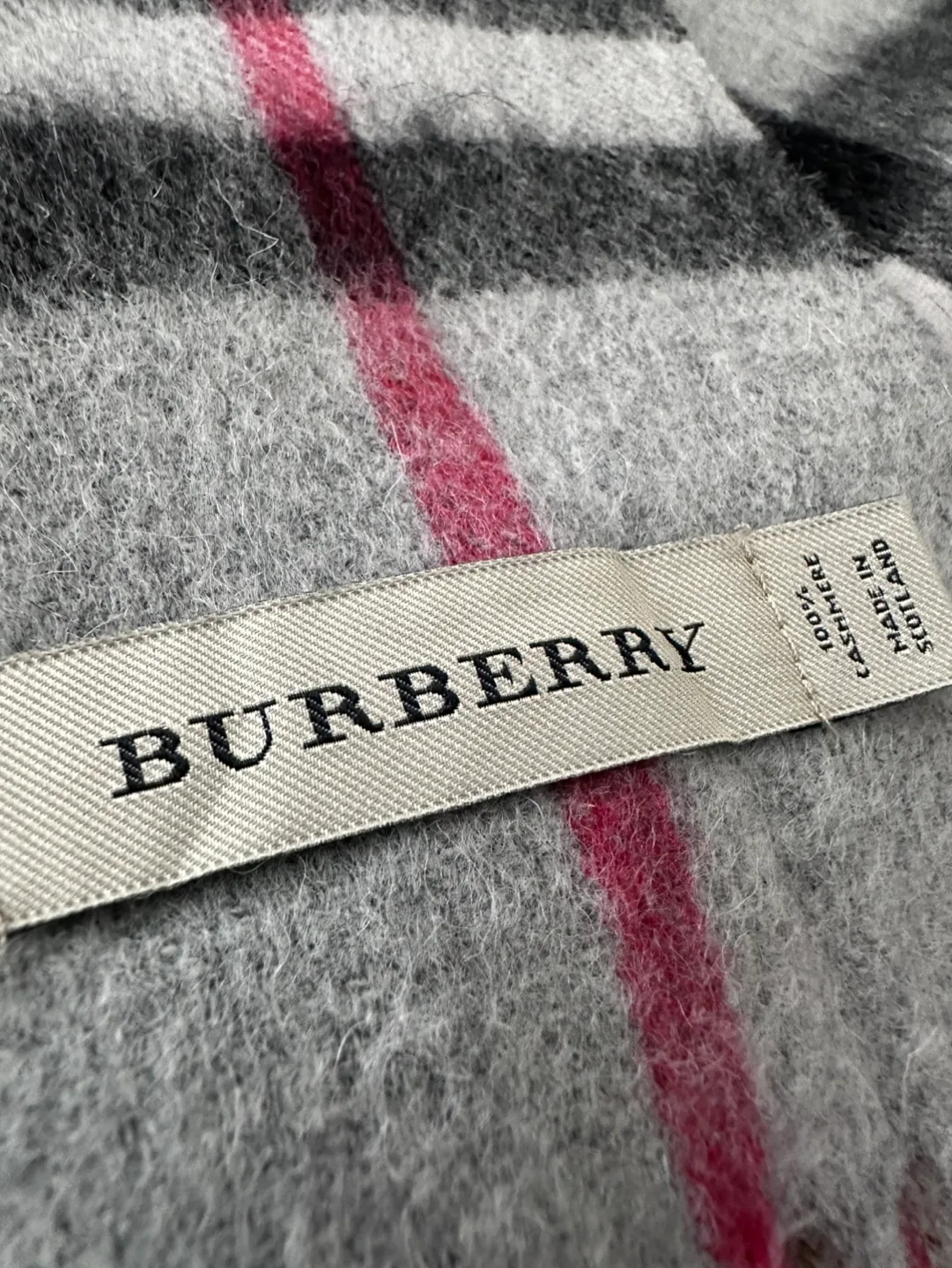 Burberry 100% Cashmere Scarf - Grey and Black Check image indicator(10)