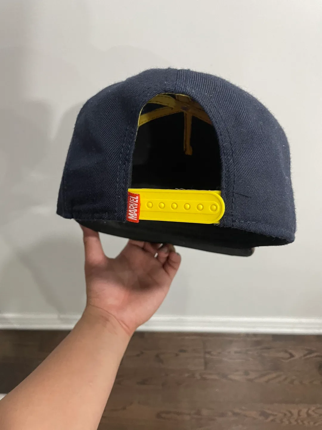 X-Men Marvel Snapback Hat image indicator(2)