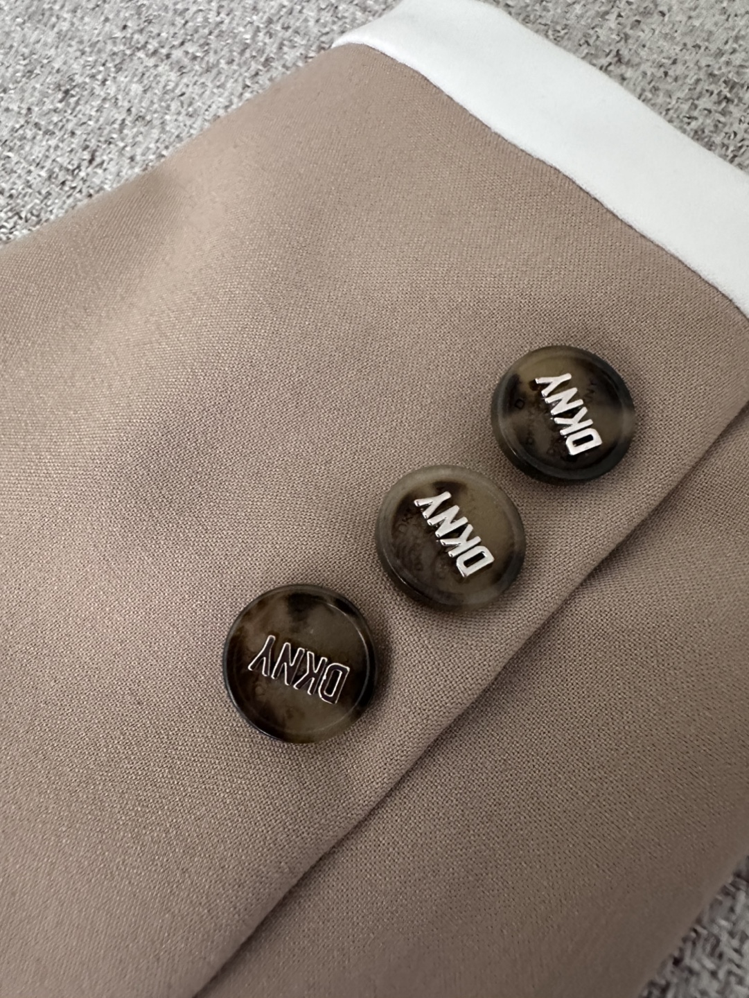 DKNY Taupe Blazer Size 4 - photo 5