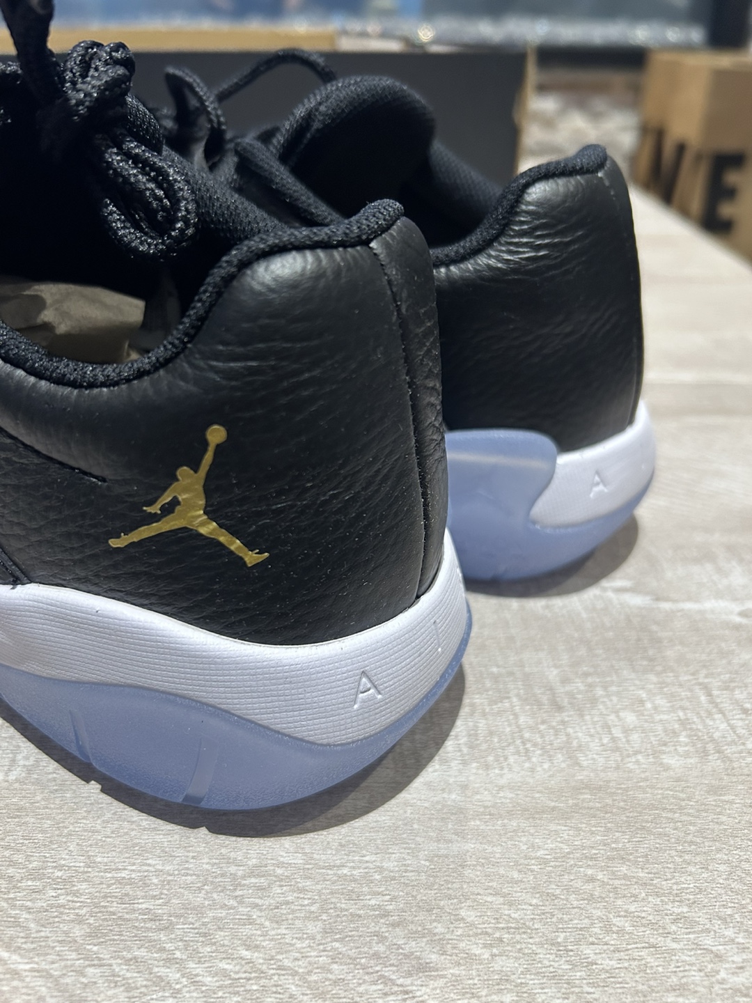Air Jordan 11 CMFT (NEED GONE ASAP) - photo 4