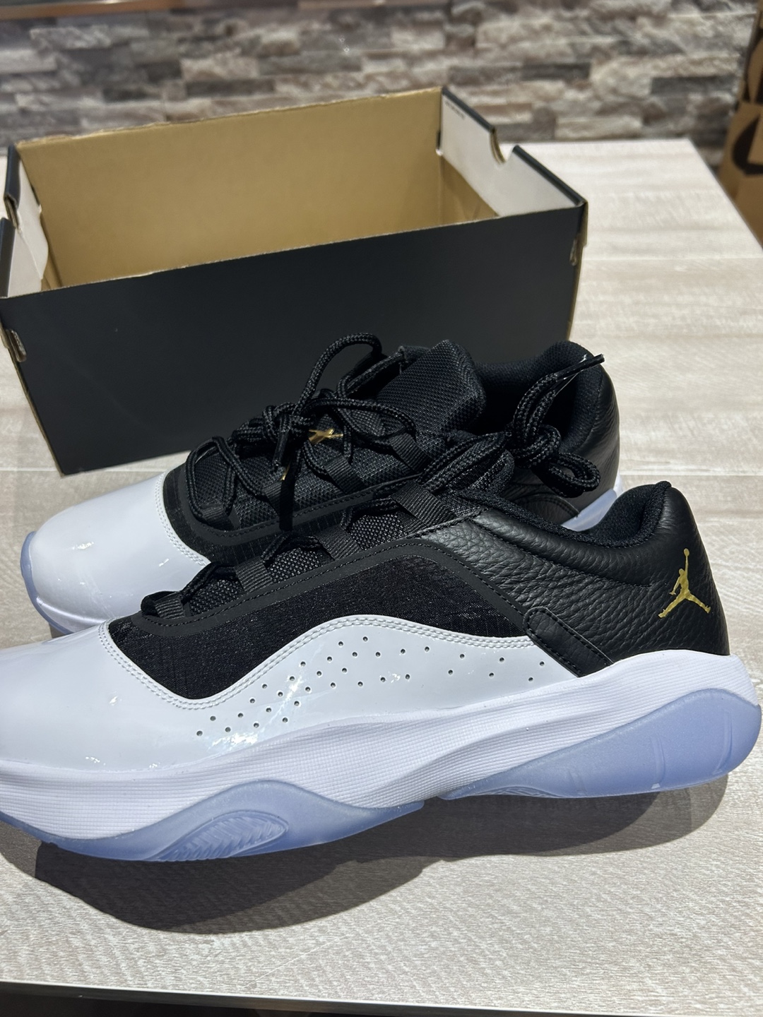 Air Jordan 11 CMFT (NEED GONE ASAP) - photo 3