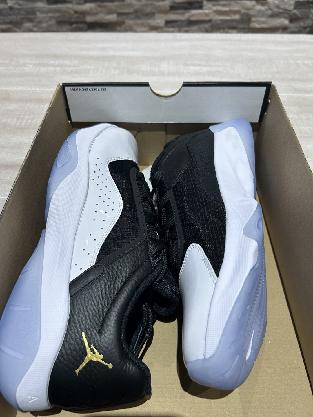 Air Jordan 11 CMFT (NEED GONE ASAP) - photo 2