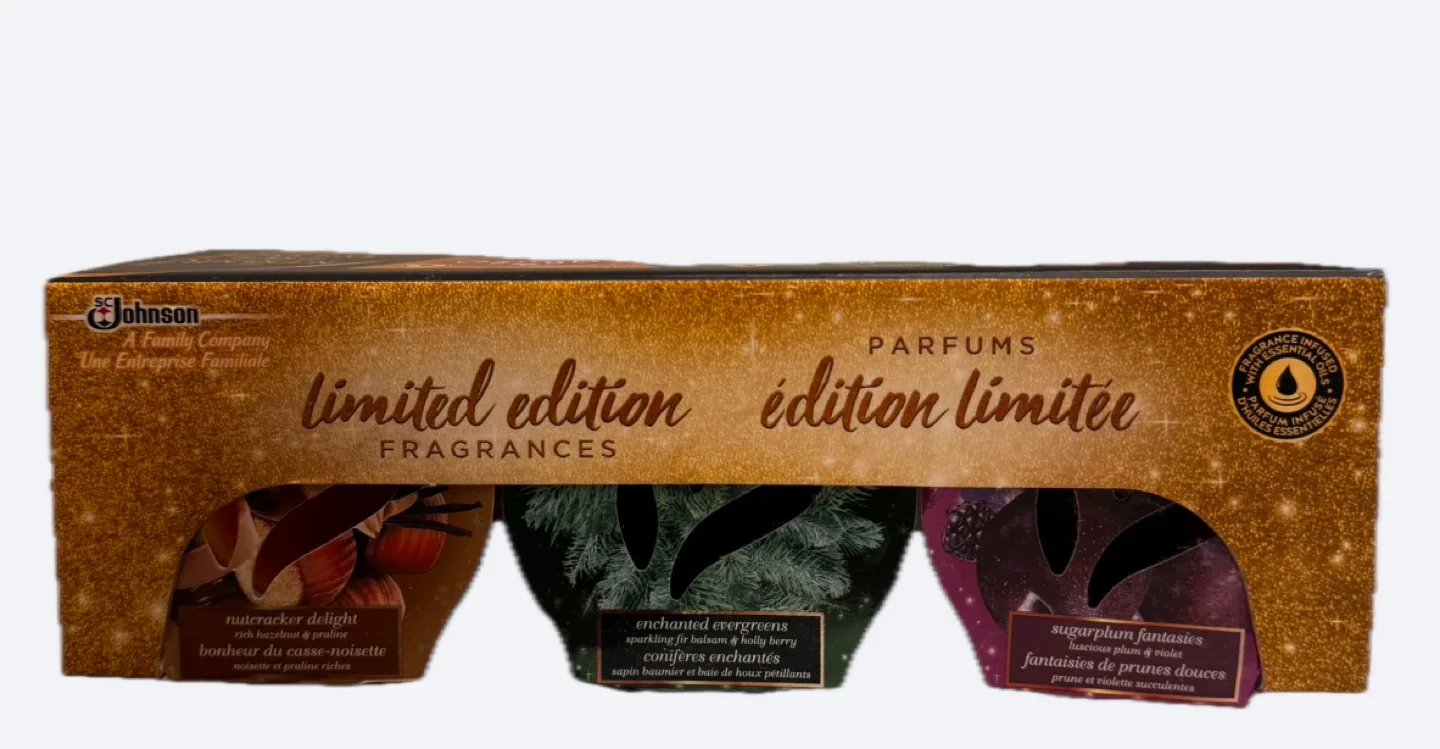 Glade Disney Nutcracker Limited Edition 3-Pack Candles image indicator(2)