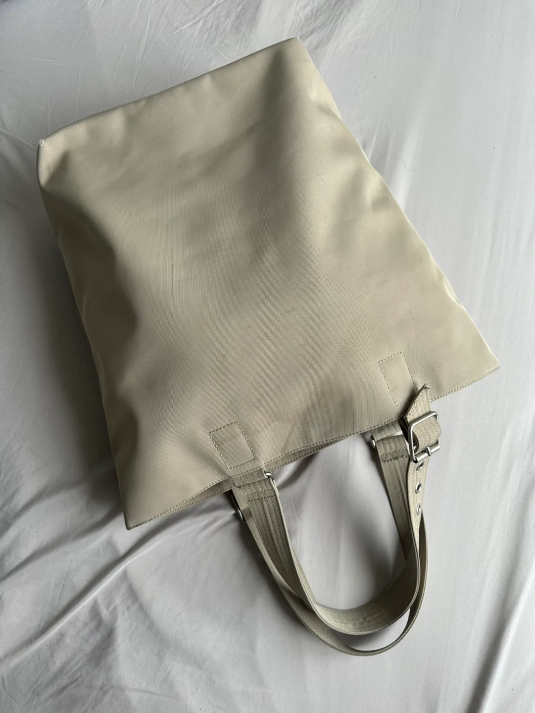 Beige Gap Tote Bag thumbnail