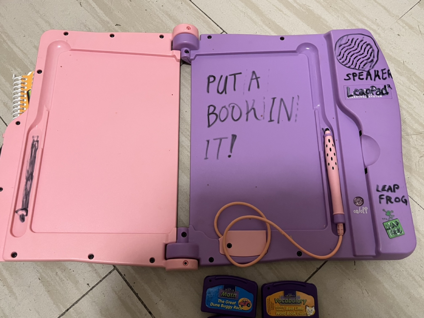 LeapFrog LeapPad System 🍀🐸 4 Cartridges and Books #FreeCycle - photo 4