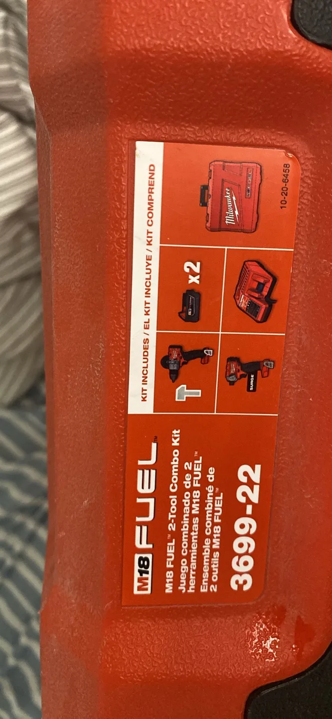 Milwaukee M18 Fuel 2-Tool Combo Kit image indicator(9)