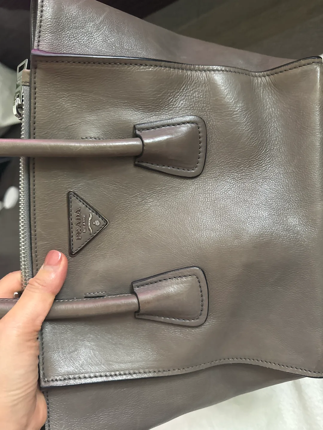 Prada Grey Leather Handbag image indicator(5)