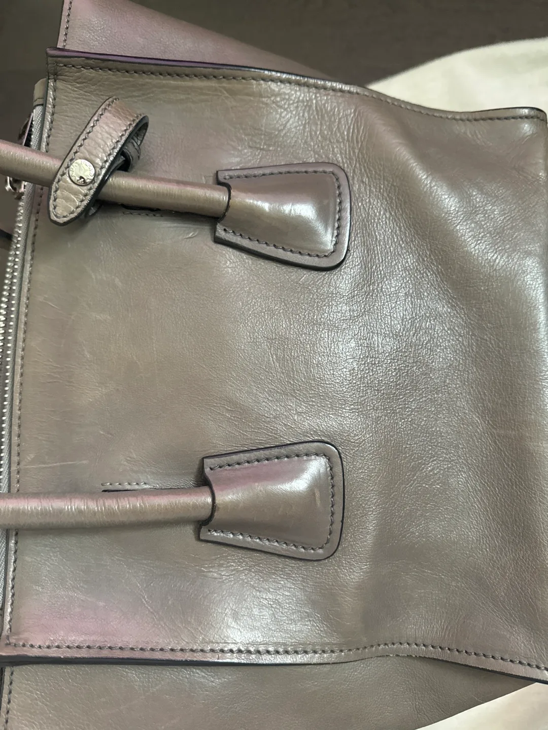 Prada Grey Leather Handbag image indicator(4)