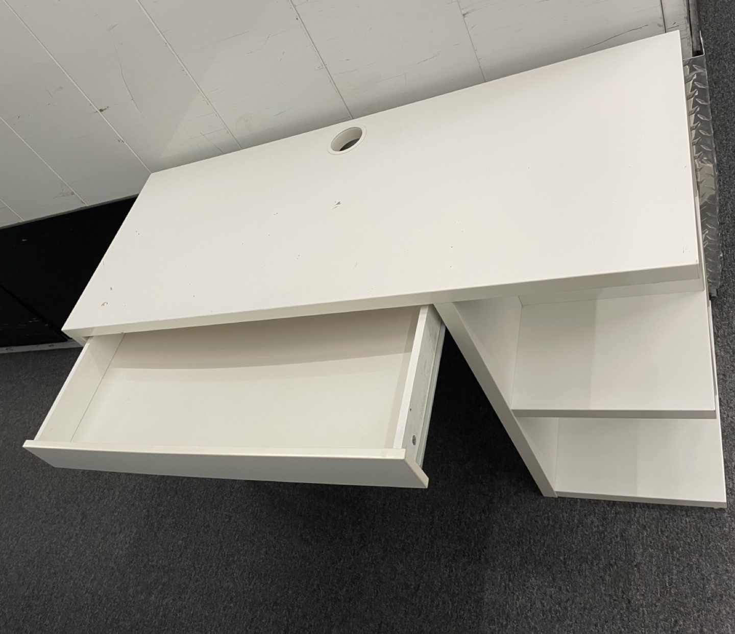 White Computer Desk with Storage - photo 2