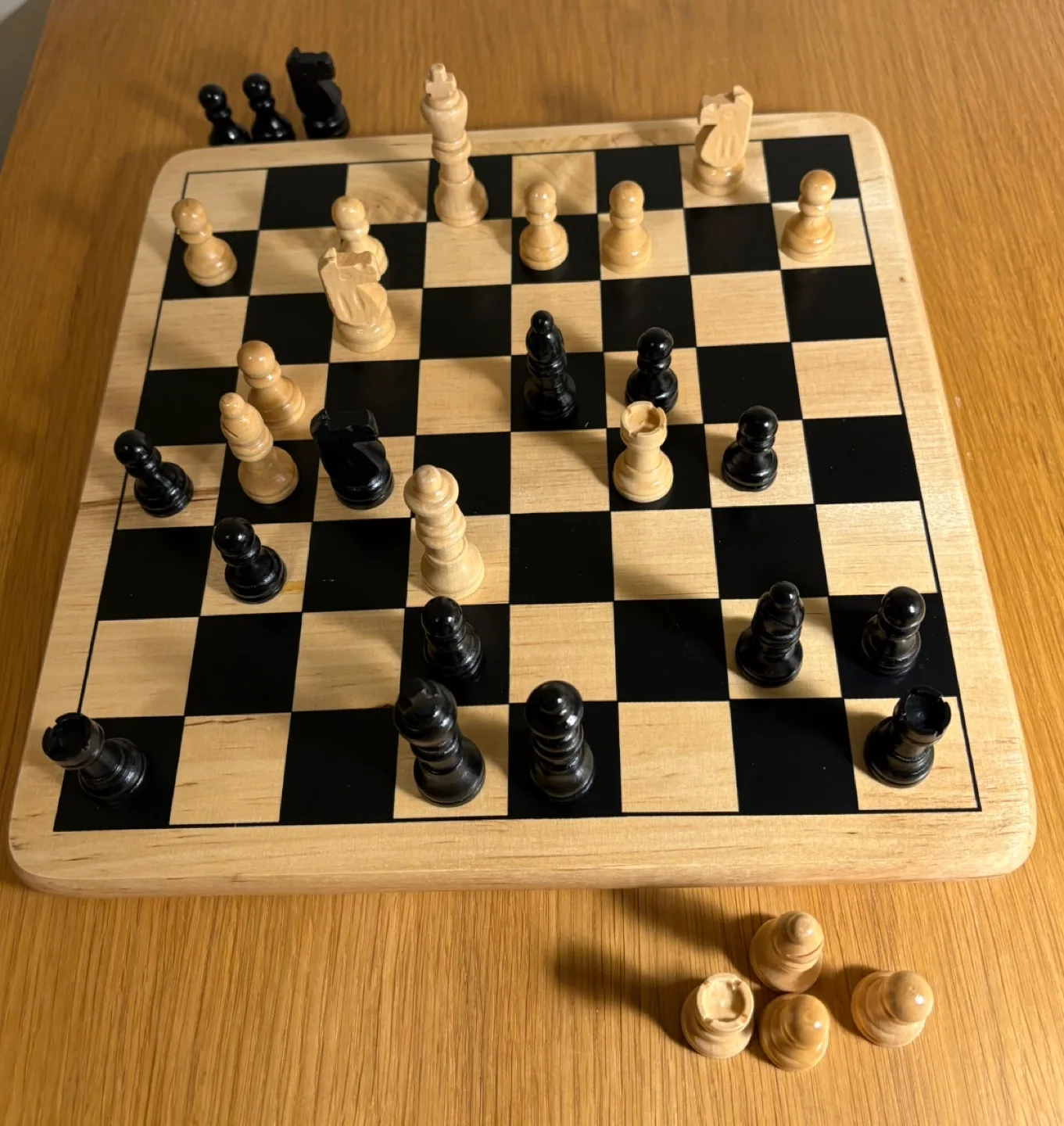 Cardinal Solid Wood Chess Set - Premier Edition image indicator(2)